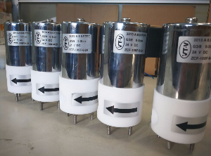 ZCF-10SF-B-24 VT-V订货号3013型硫酸电磁阀-耐腐蚀阀门