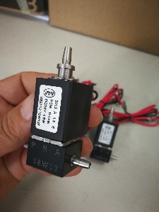 032213 VT-V订货号微型三通电磁阀，常闭型插管6X4