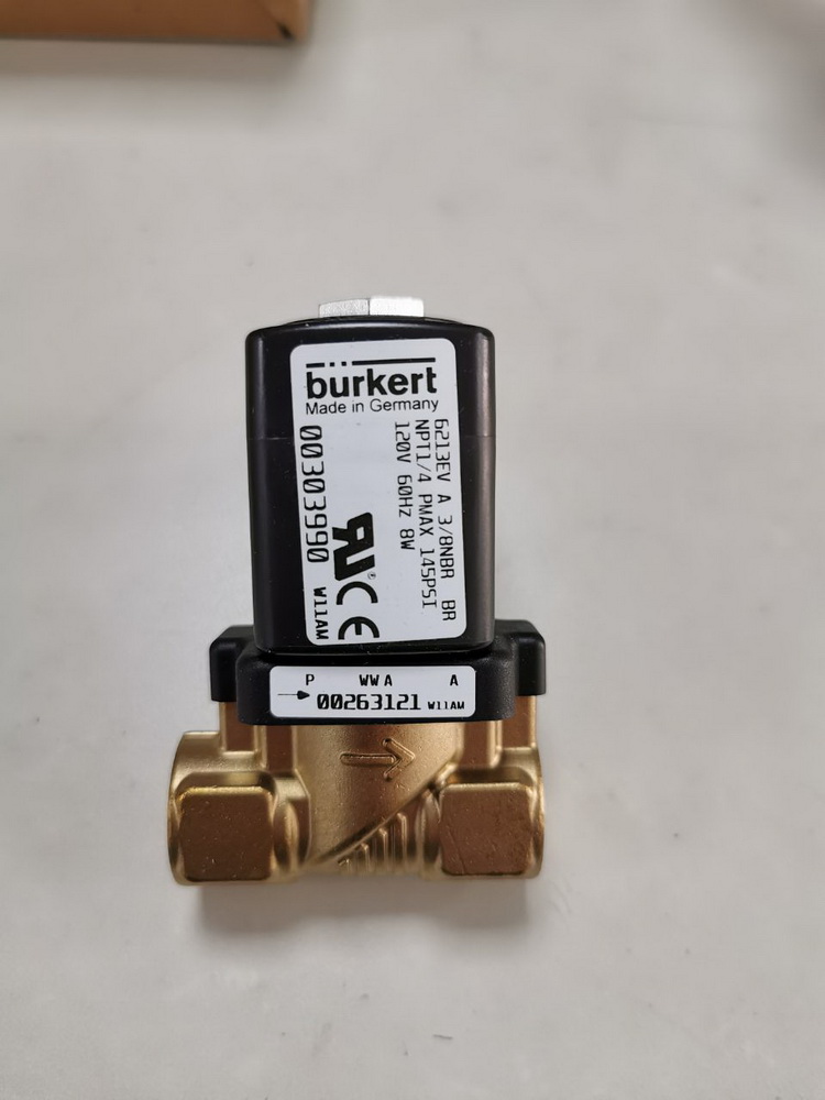 00303990 Burkert订货号 6213-EV-A10,0BBMSNM82-5-120/60-08  *  6213型黄铜电磁阀NPT1/4寸